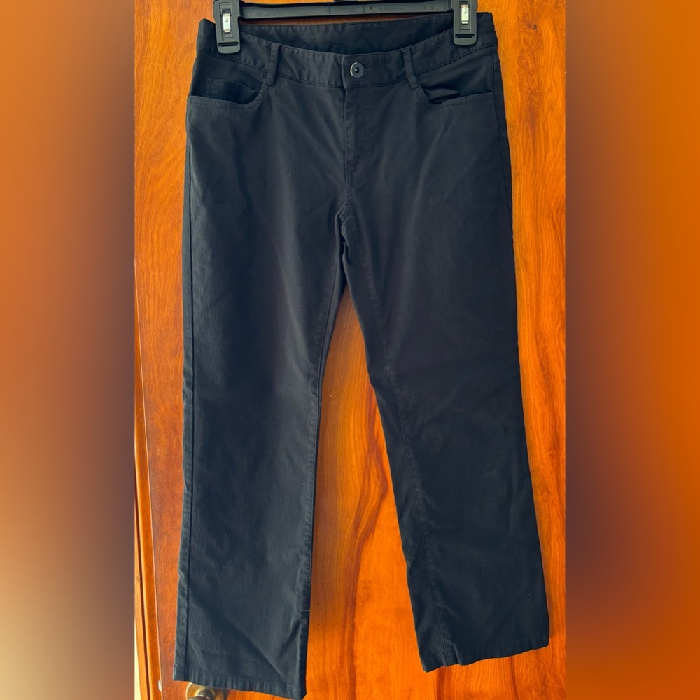 Express Mid-Rise Black Capris